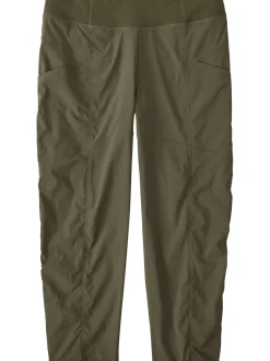 Title Nine Evergreen Hiking Capris>Women Bottoms Finder