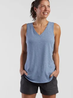 Title Nine Henerala V Neck Tank - Solid><noscript><img width=