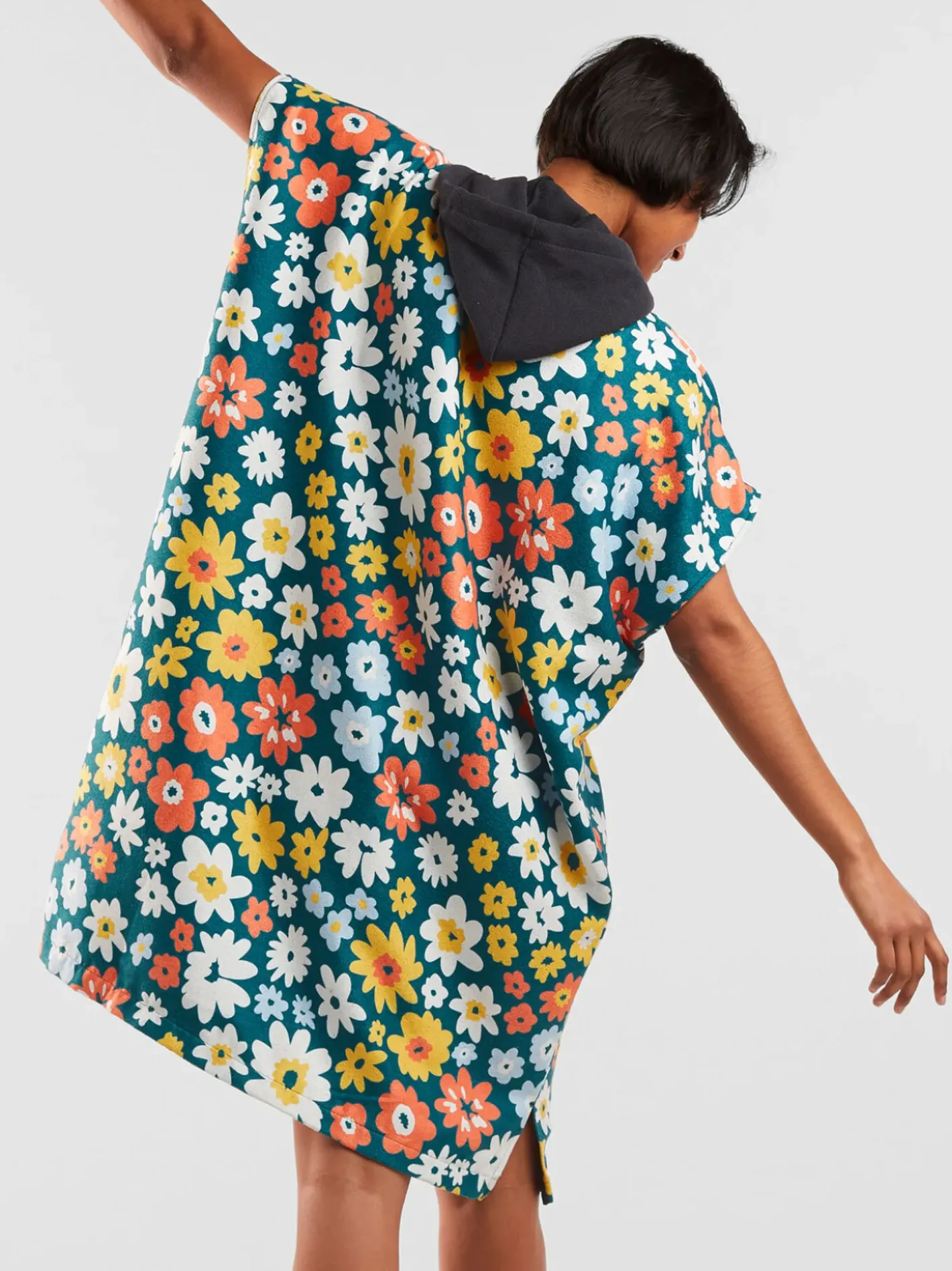 Title Nine Privasea Poncho>Women Packs, Bags & Gear