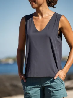 Title Nine Round Trip Pocket Tank Top - Solid><noscript><img width=