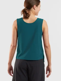 Title Nine Round Trip Pocket Tank Top - Solid><noscript><img width=