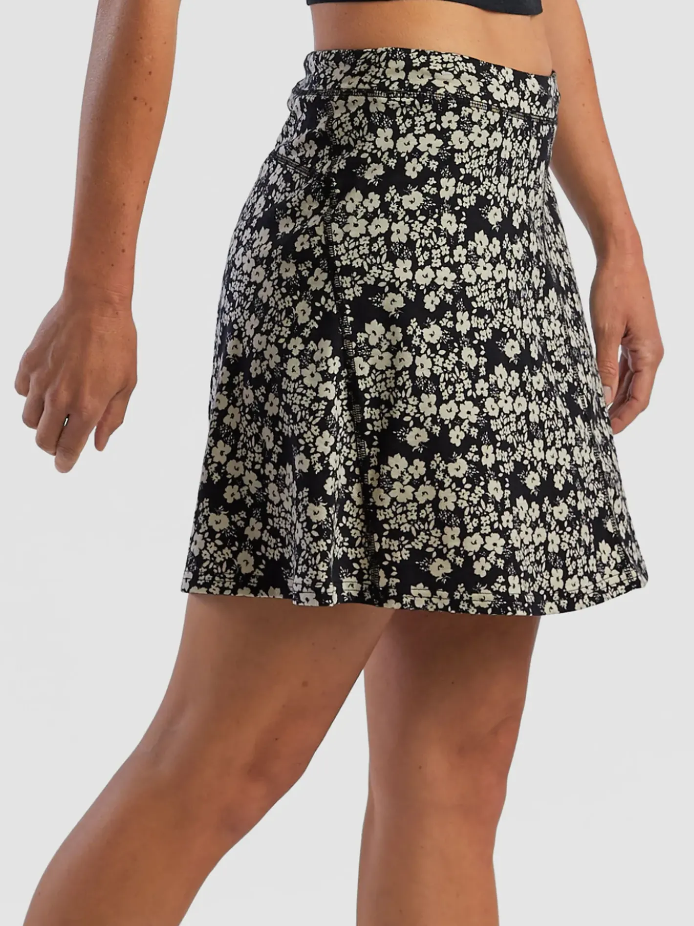 Title Nine Samba Skort>Women Skorts