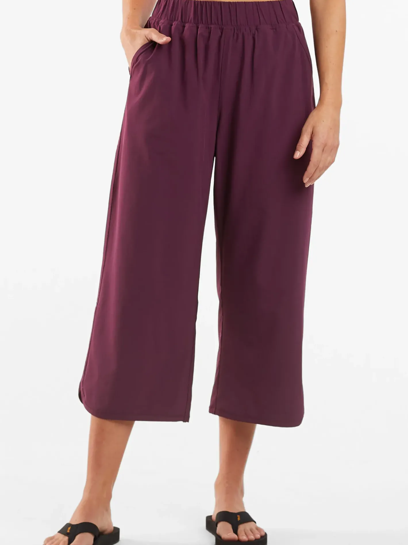 Title Nine Slaycation 2.0 Cropped Pants>Women Swim Cover Ups
