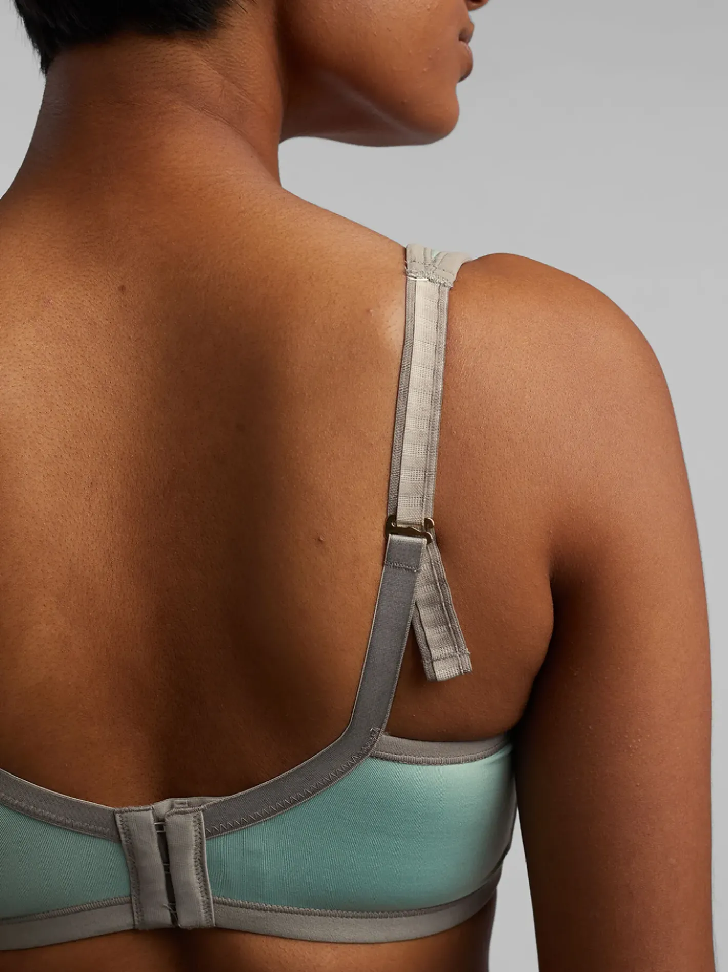 Title Nine Soothe Underwire Bra>Women Sports Bras