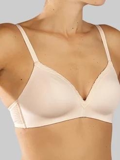 Title Nine Updated Most Wanted Bra>Women Sports Bras